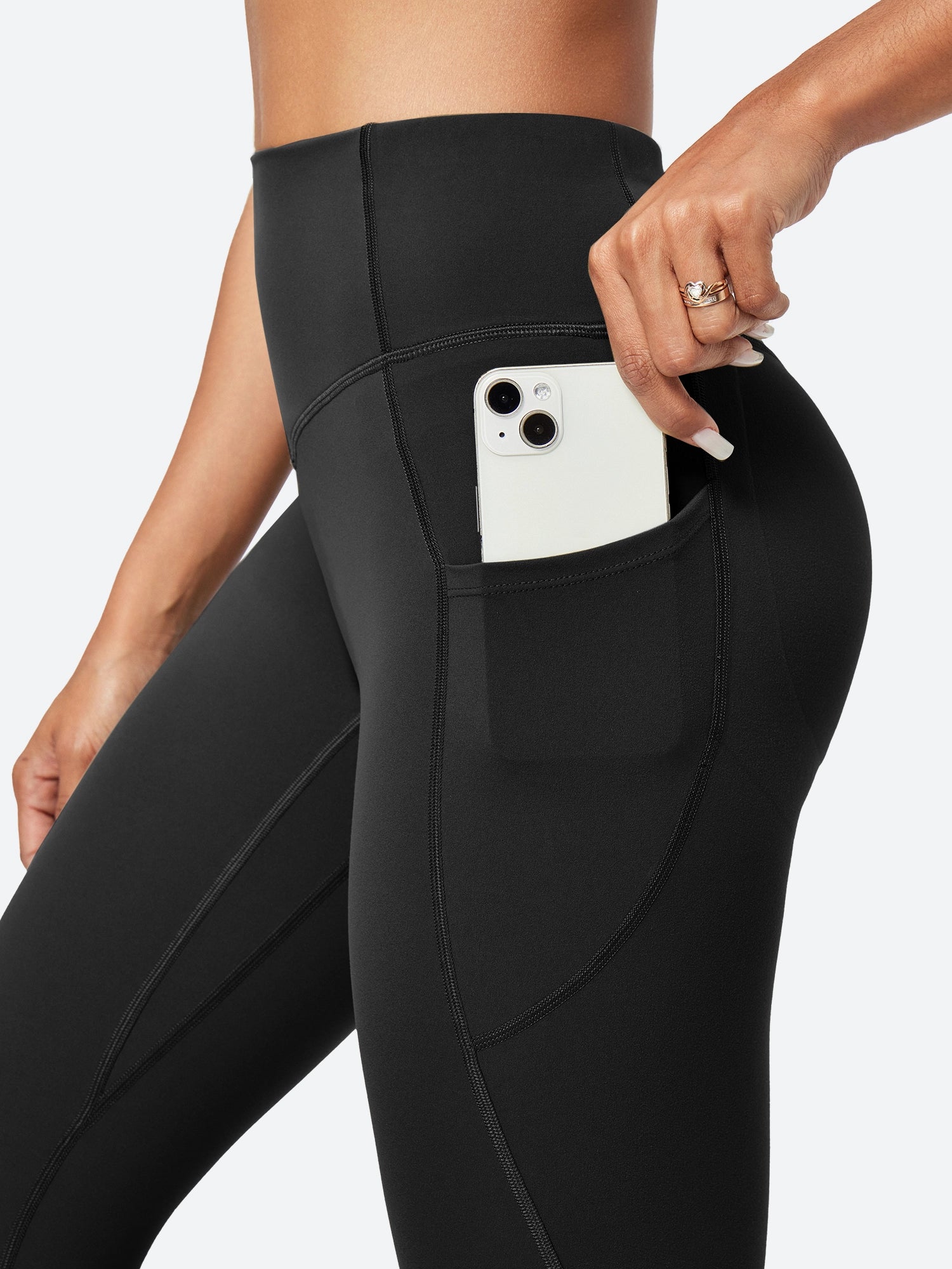 IUGA PowerTight Butt Lifting Scrunch No Front Seam Leggings With Pockets - IUGA