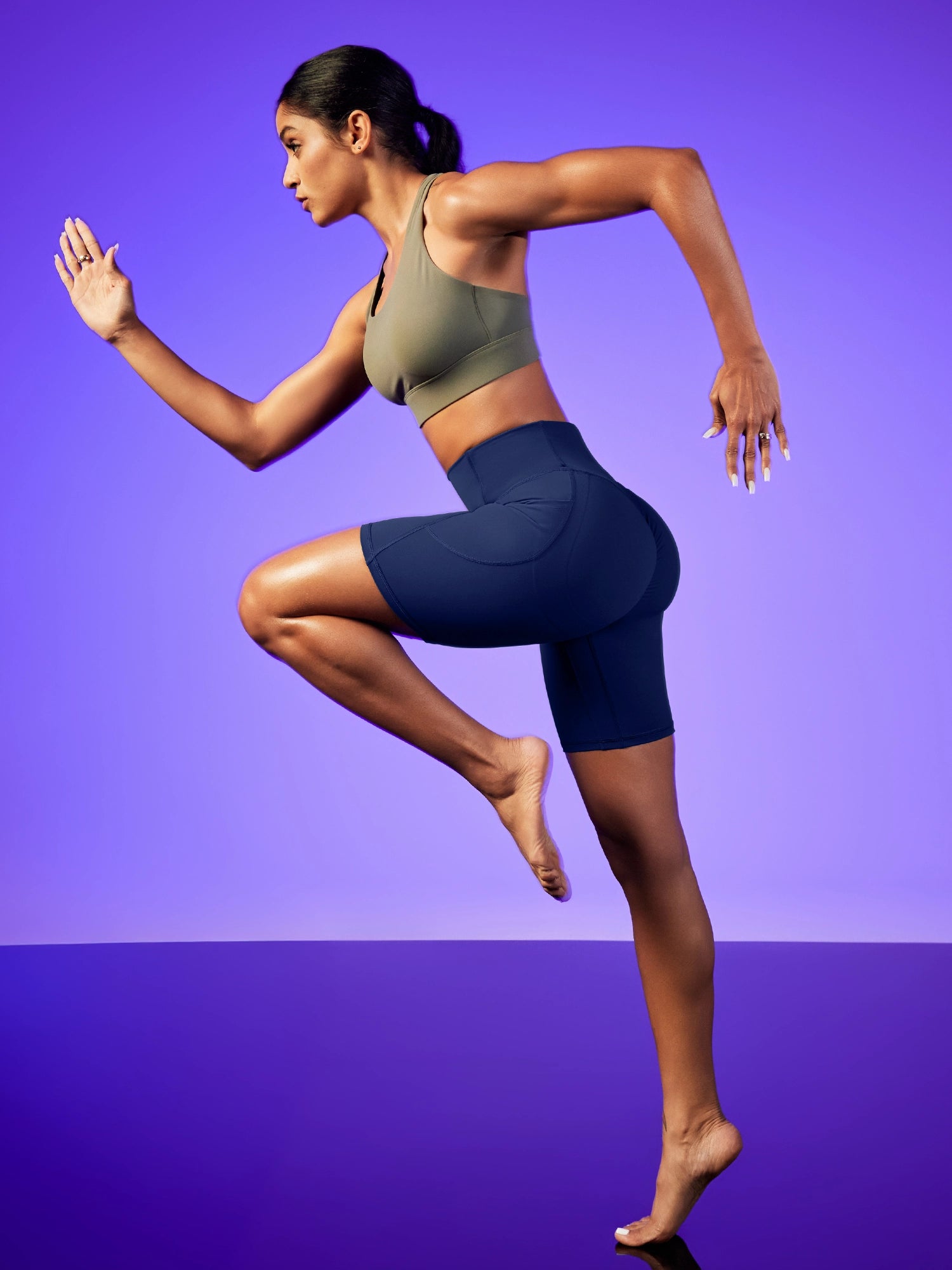 IUGA PowerTight Scrunch Butt Lifting Seamless Shorts - IUGA