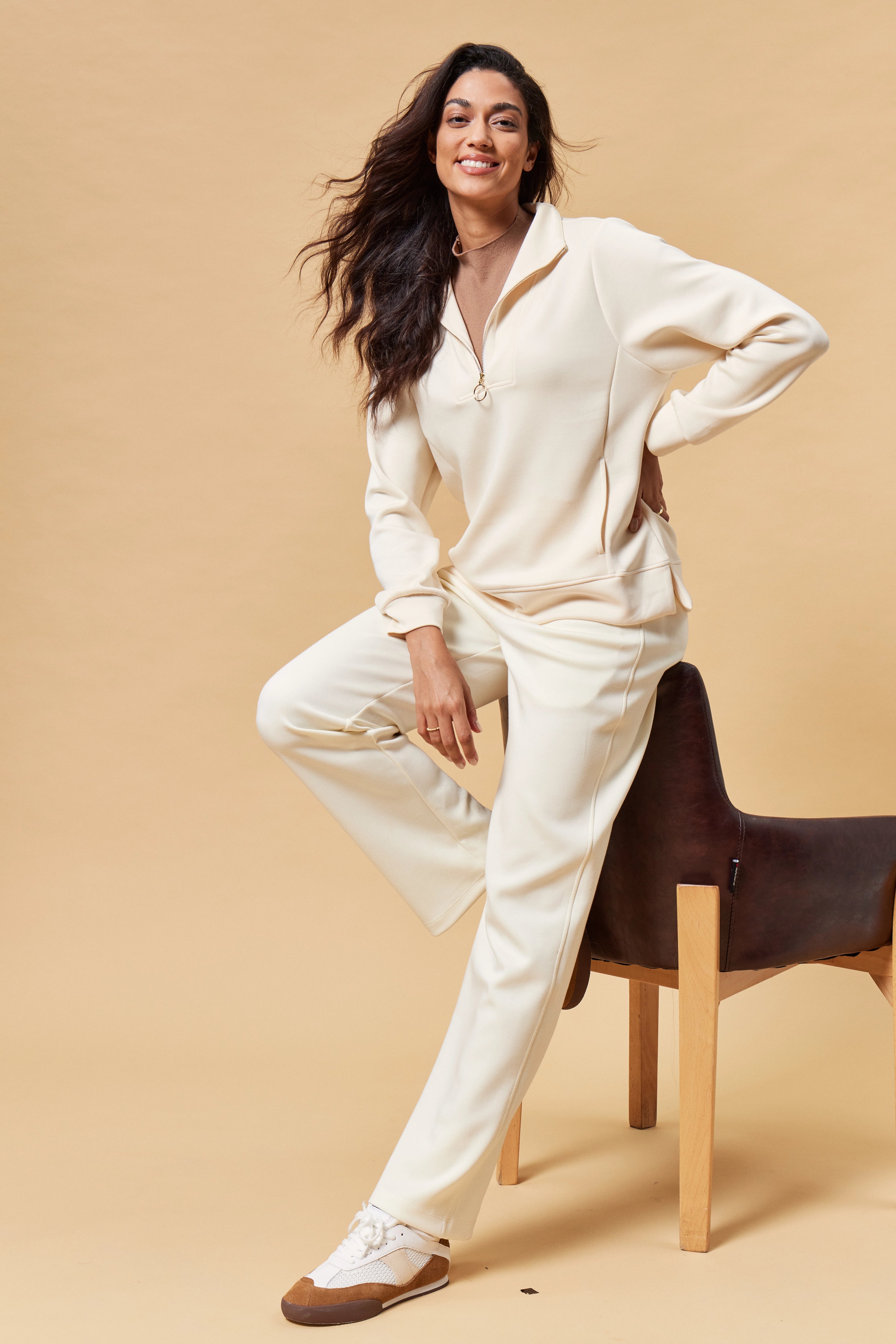 IUGA 2 Piece Outfits Wide Leg Pants Lounge Set | Affordable Yoga Leggings & Activewear by IUGA