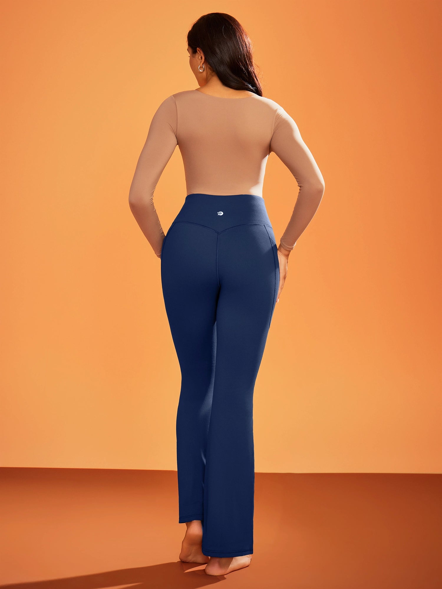 IUGA HeatLab® Sandwich Waistband No Front Seam Fleece Lined Bootcut Yoga Pants With Pockets - IUGA