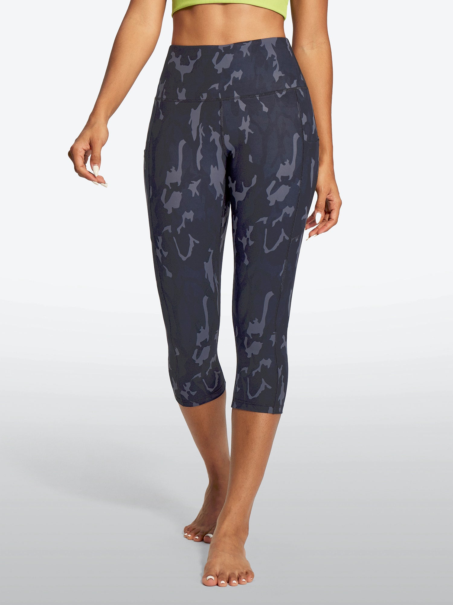 IUGA FlexTight Capris With Pockets Squat Proof