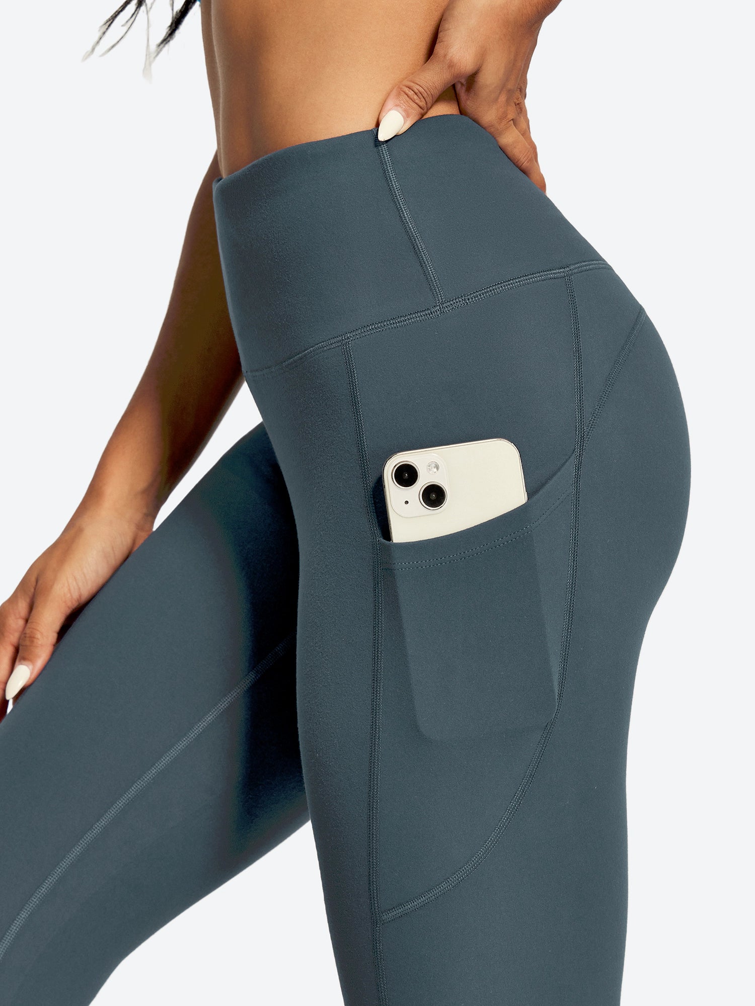 IUGA FlexTight Capris With Pockets Squat Proof