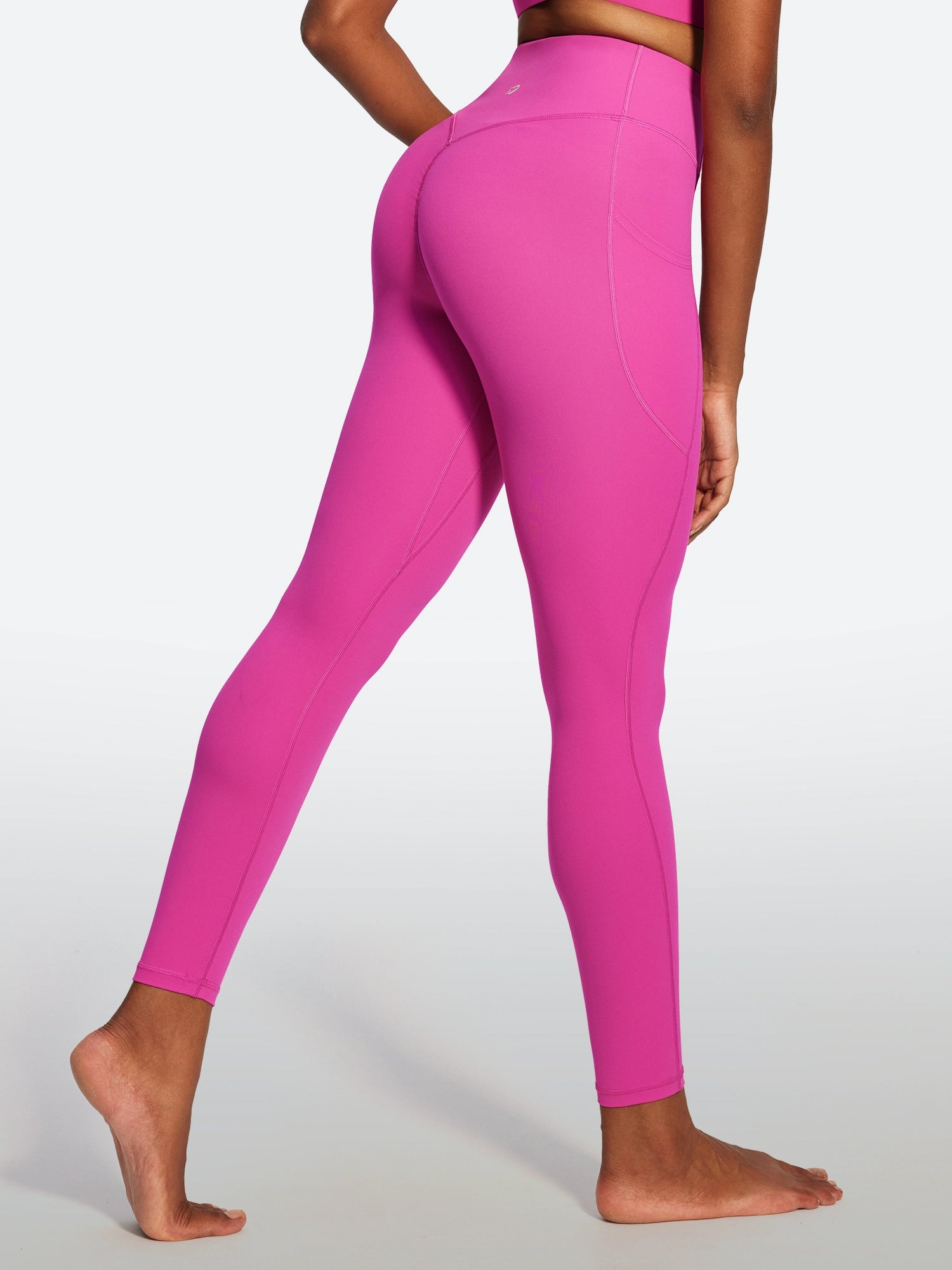 IUGA PowerTight Sandwich Scrunch Butt Lifting No Front Seam Compression Leggings With Pockets | Affordable Yoga Leggings & Activewear by IUGA
