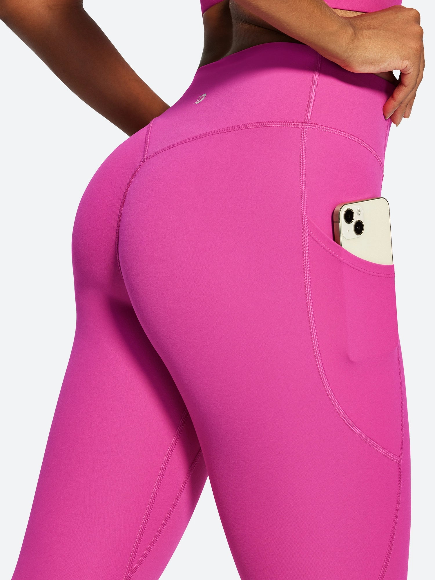 IUGA PowerTight Sandwich Scrunch Butt Lifting No Front Seam Compression Leggings With Pockets | Affordable Yoga Leggings & Activewear by IUGA