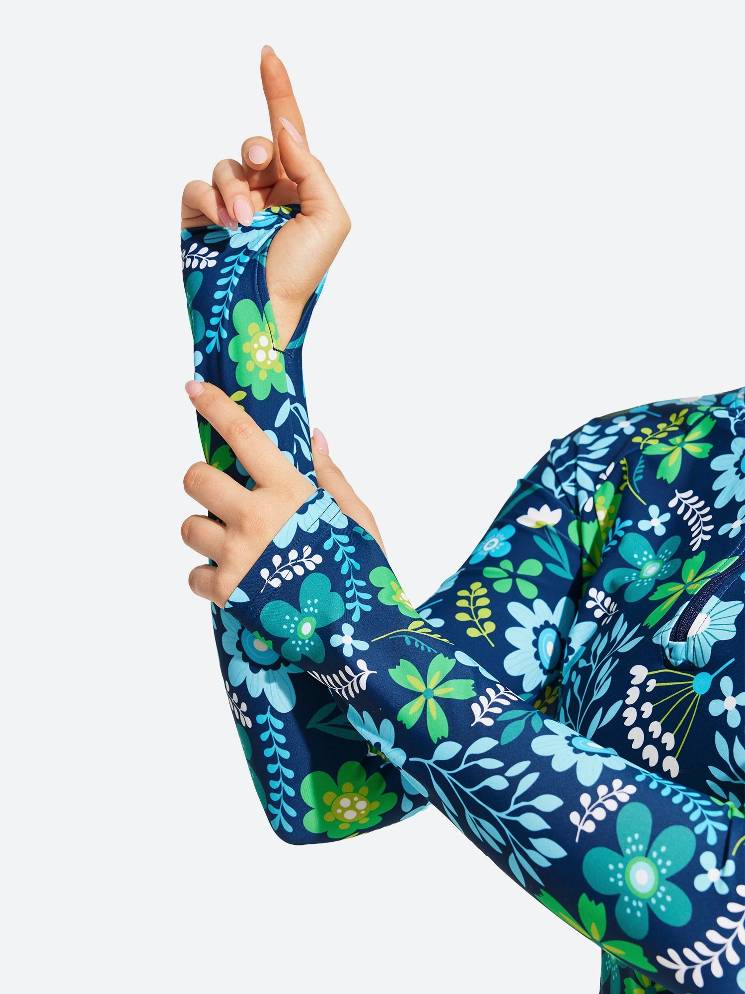 IUGA UPF 50+ Long Sleeve Quick-Dry Rash Guard Swimsuit With Half Zip & Thumbholes | Affordable Yoga Leggings & Activewear by IUGA