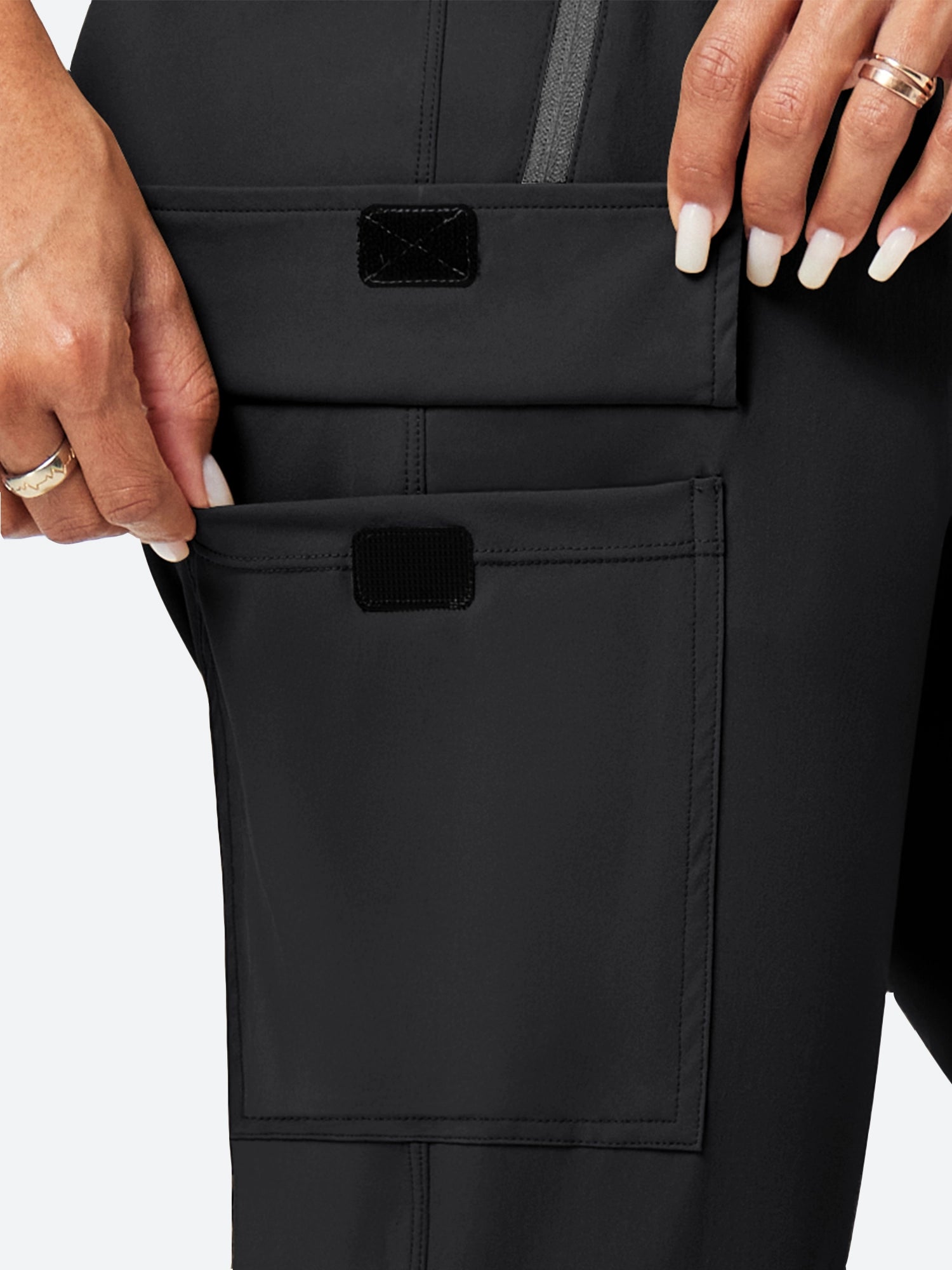 IUGA UPF50+ Quick Dry Hiking Cargo Joggers With Pockets - IUGA