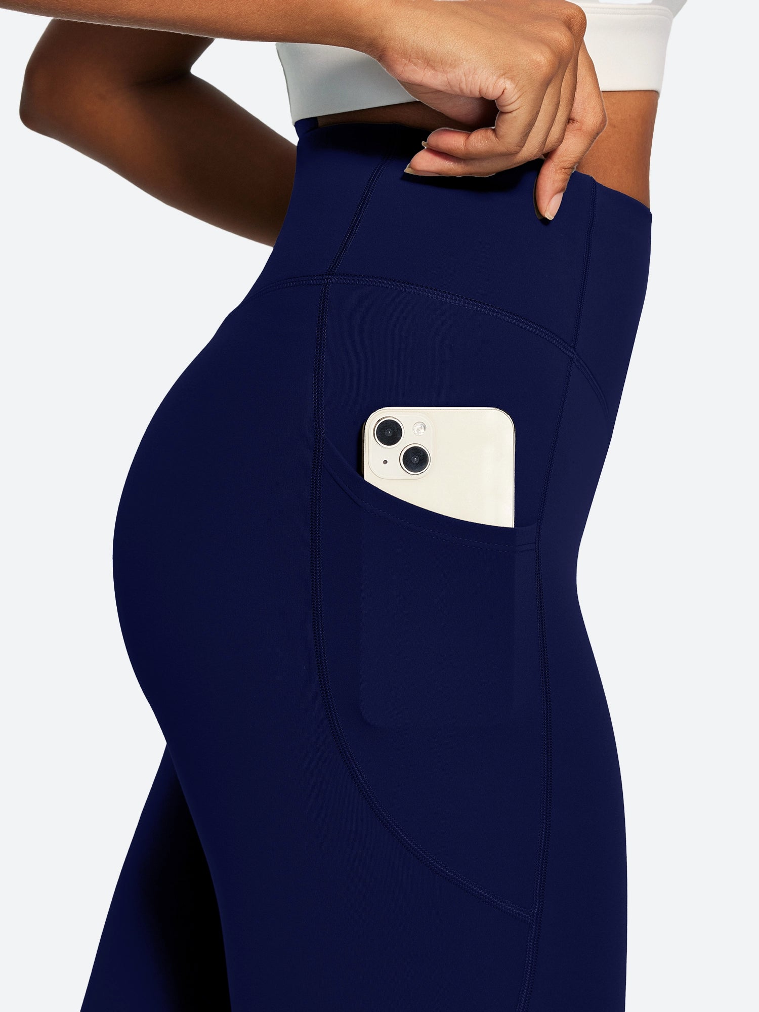 IUGA PowerTight Sandwich Scrunch Butt Lifting No Front Seam Compression Leggings With Pockets | Affordable Yoga Leggings & Activewear by IUGA